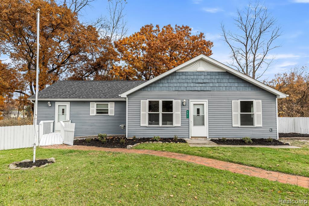 Primary Photo - 9611 Whitewood Rd