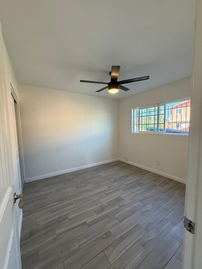 Foto del edificio - 4255 Altadena Ave.