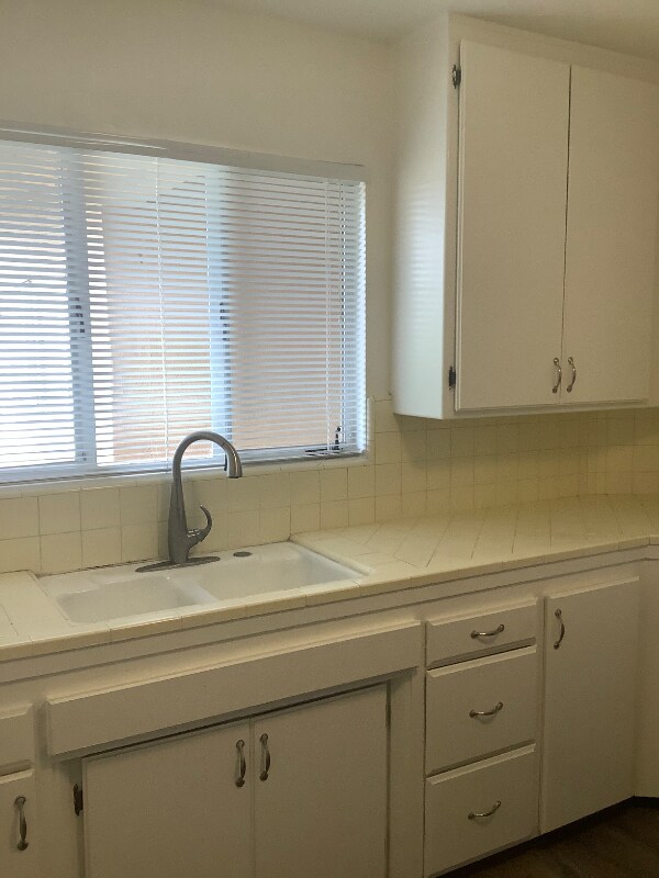 Foto del edificio - 1801 Grace Ave