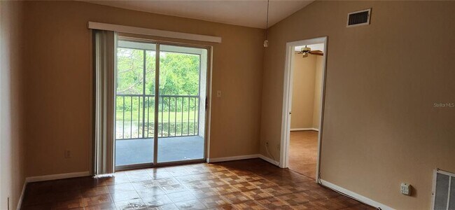 Foto del edificio - 11201 122nd Ave N