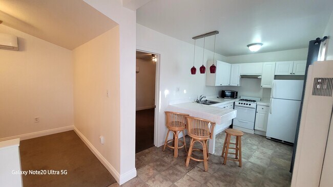 Foto del edificio - 3676 3rd Ave