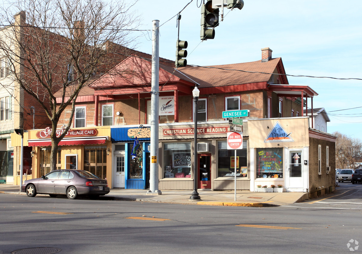 Primary Photo - 52-60 Genesee St