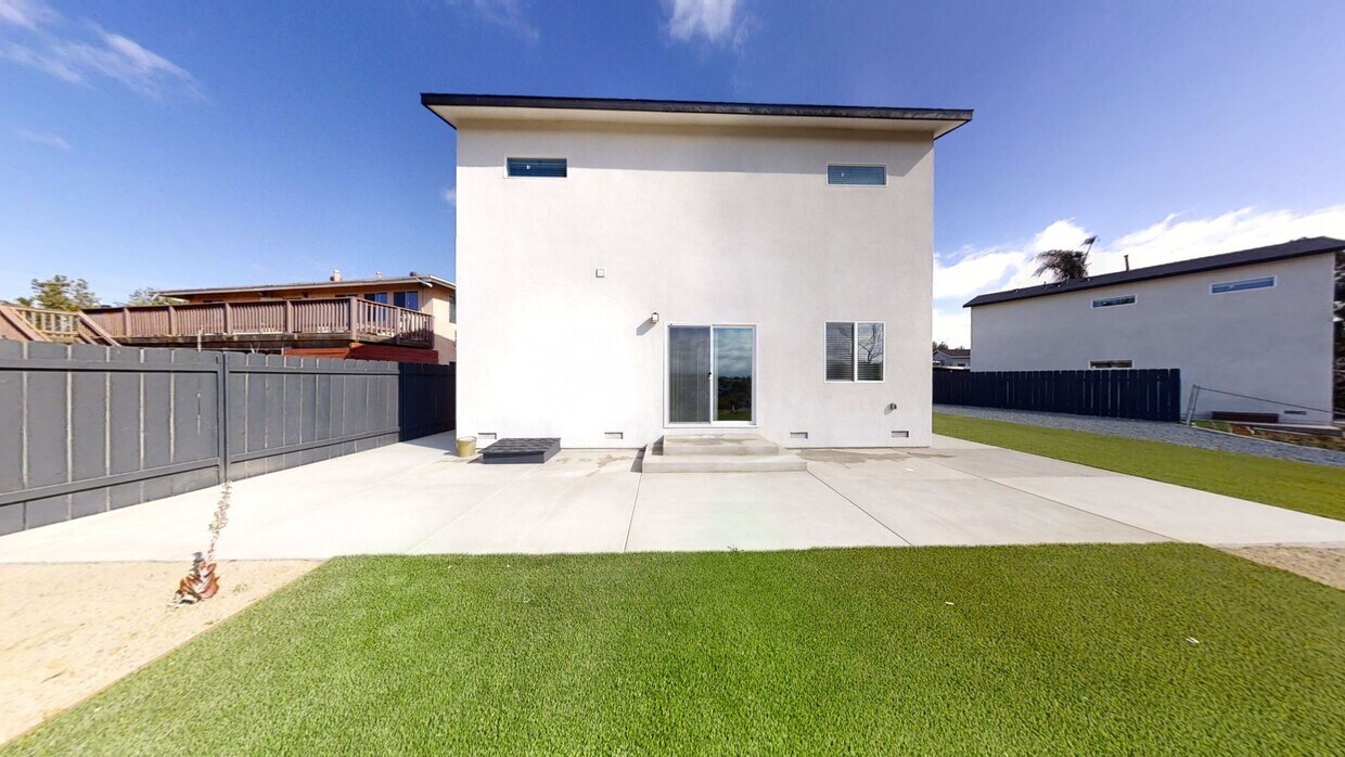 Foto principal - 5266-5268 Tipton St