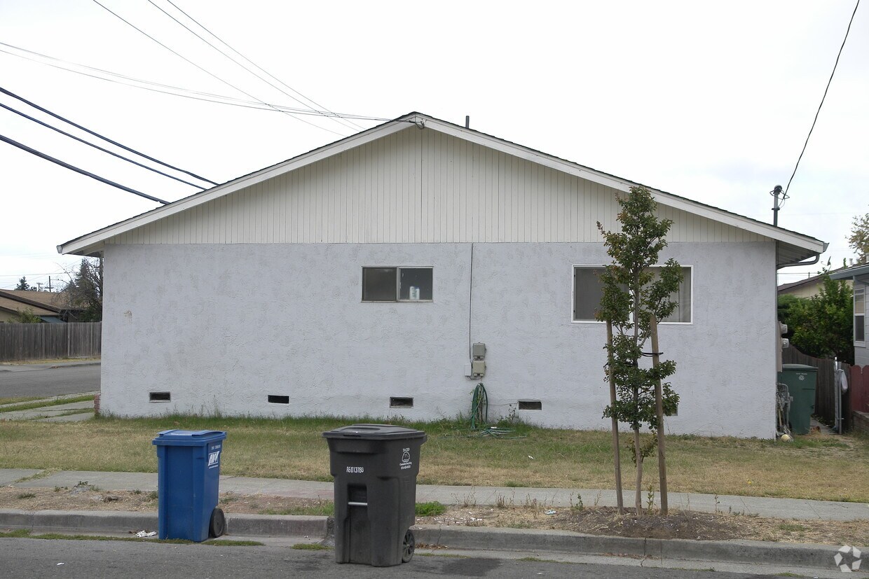 Foto del edificio - 303 F St