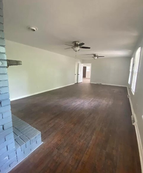 Building Photo - 8033 Navios Dr SE