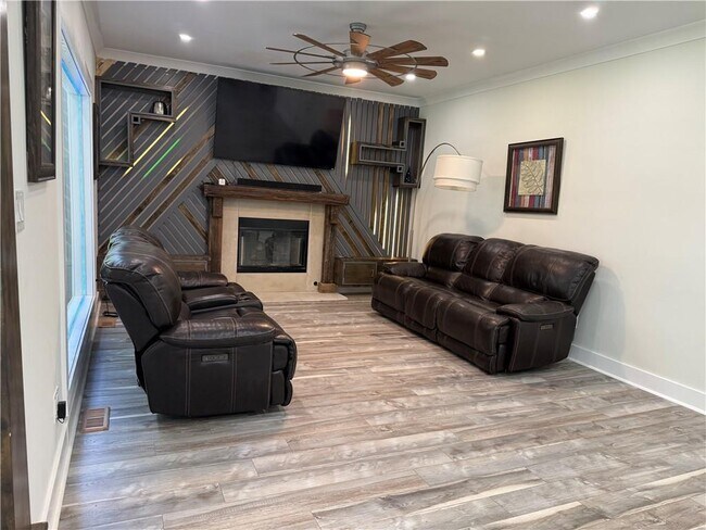 Foto del edificio - 2744 Springfount Trail NE