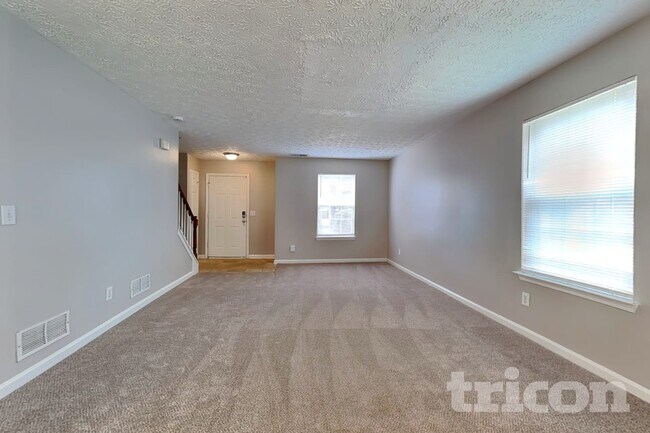 Foto del edificio - 4586 Darrowby Dr