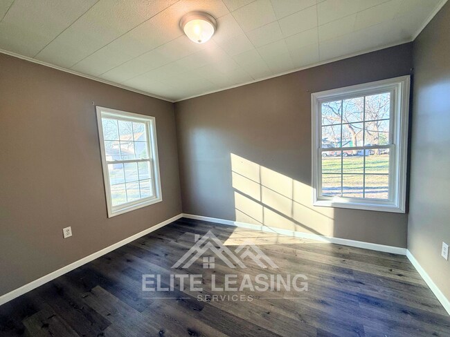 Foto del edificio - 3 Bed / 1 Bath Home | Seaman School District