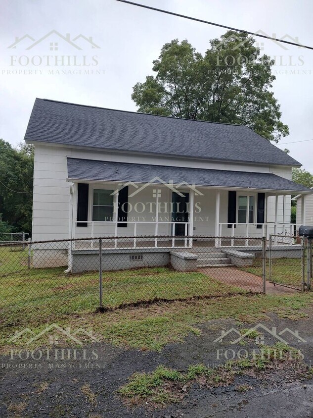 Foto principal - 107 Bailey St