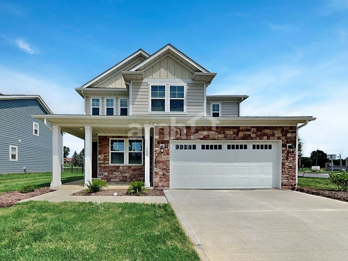 Foto principal - 400 Golden Maple Pl