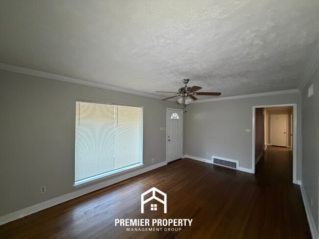 Building Photo - 1085 S.Perkins Rd