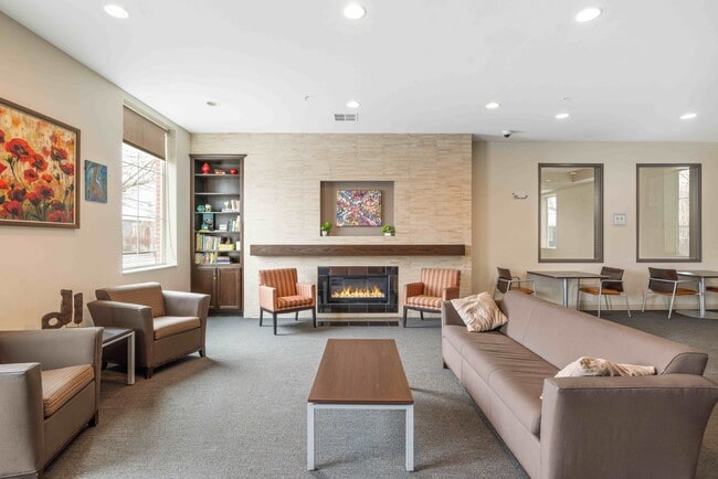 Building Photo - 1601 Colorado