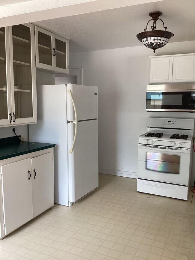 Foto del edificio - 3 Bed Du-Plex! Located in Portales, Close to ENMU!