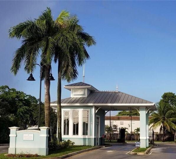 Foto del edificio - 5317 NW 18th St