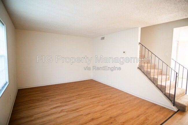 Photo - 3126 East Governor John Sevier Highway Apartment