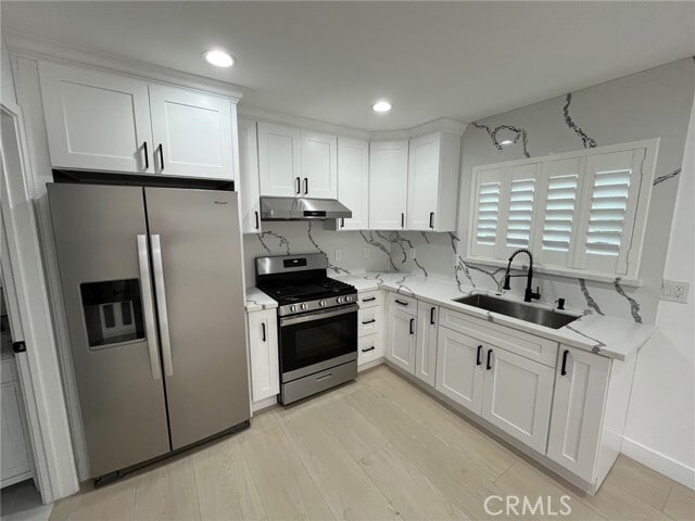 Foto del edificio - 8682 Oasis Ave