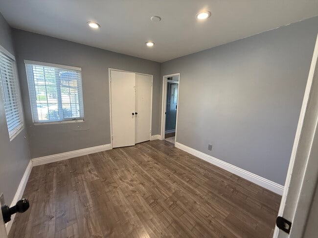 Building Photo - 10625 Dempsey Ave