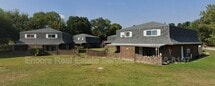 Primary Photo - 1111 Hollander St