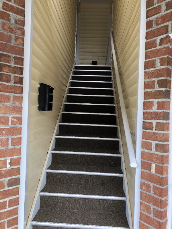 Building Photo - 2407 James St