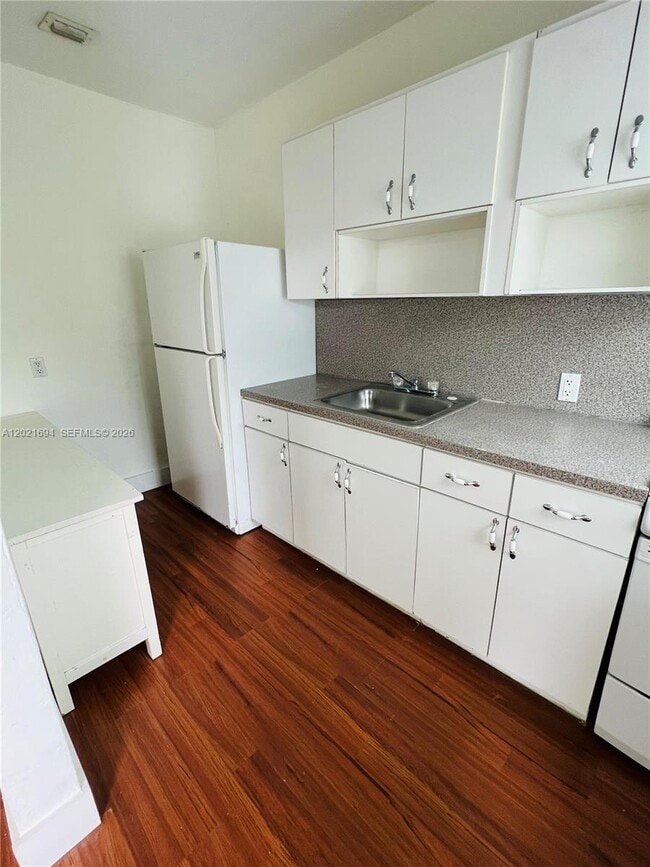 Foto del edificio - 850 81st St