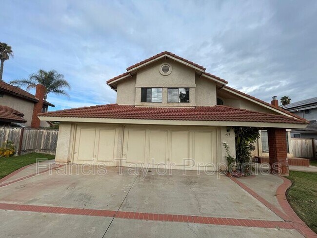 Foto del edificio - 954 Cornwell Ct