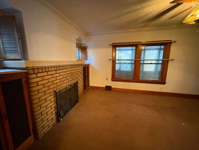 Foto del edificio - 8123 Vista Ave