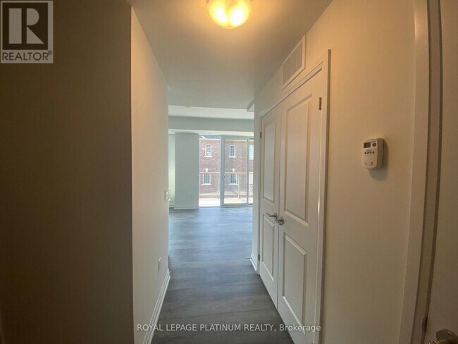 Building Photo - 75 Attmar Dr