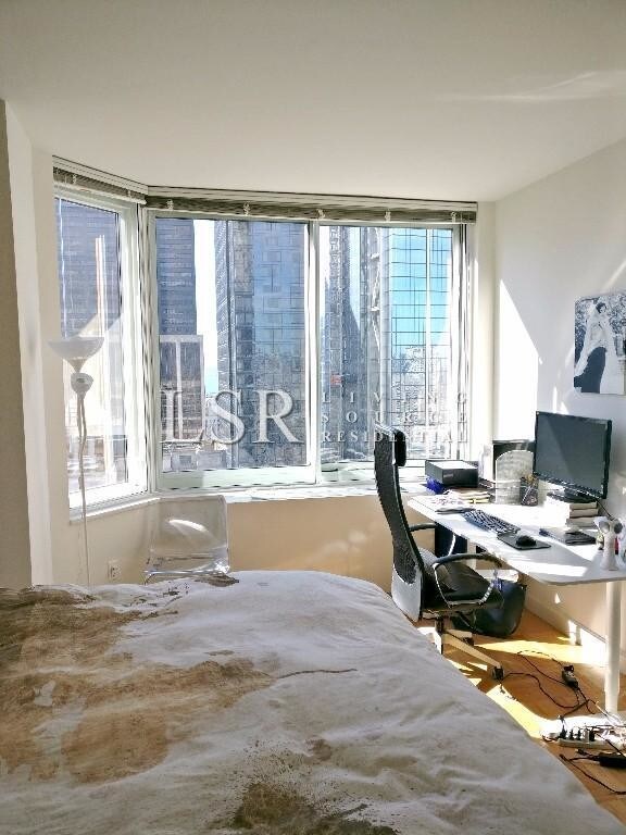 Foto del edificio - 10 Barclay St