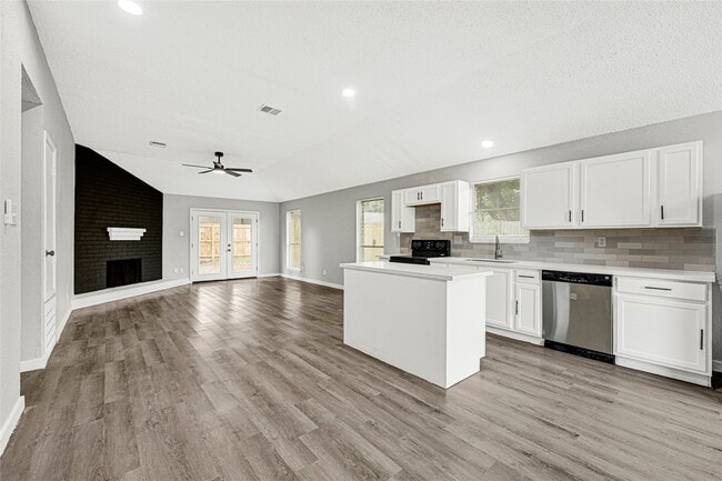 Building Photo - 1806 Settlers Ct
