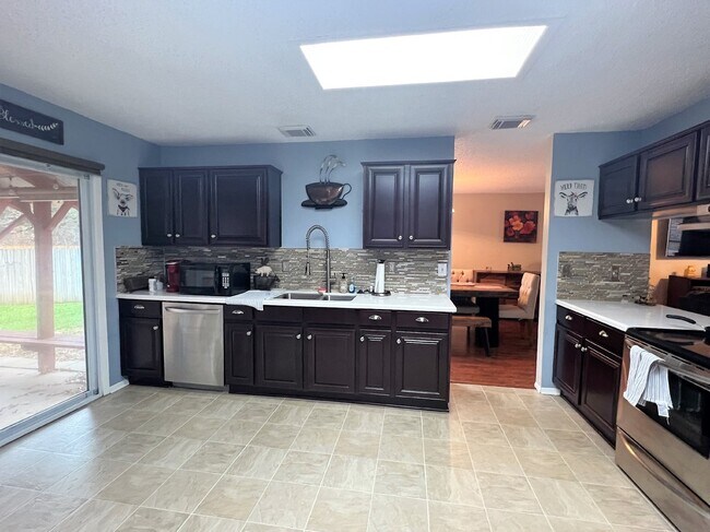 Foto del edificio - 7543 Prairie Lace