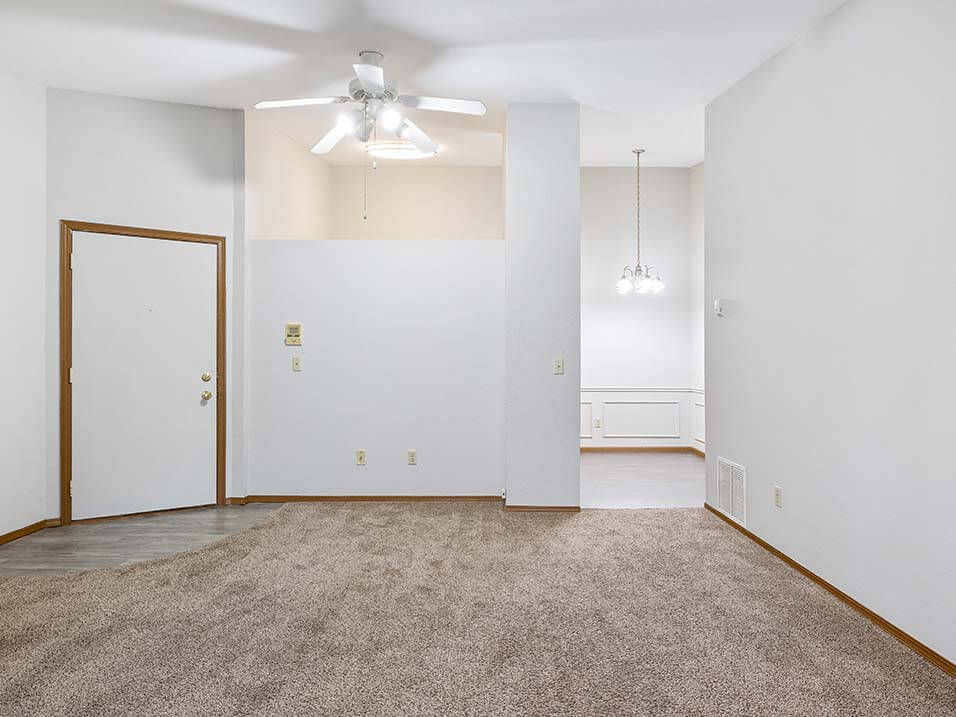 Valley Stream Apartments – photo 2