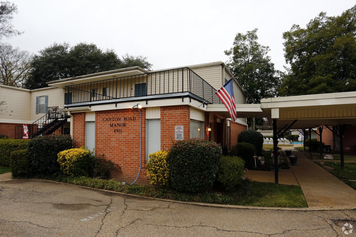 Canton Road Manor Apartments Jackson, MS