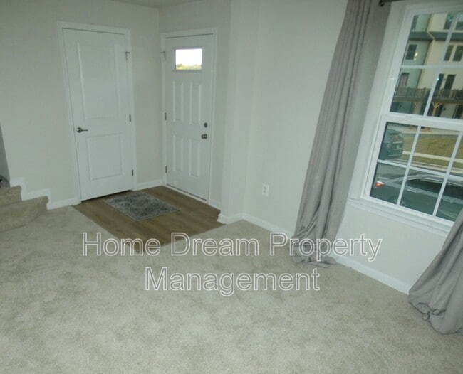 Building Photo - 1014 Trestle Dr