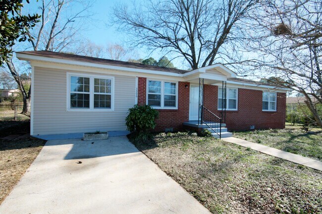 Foto del edificio - 3306 Bartee Ln NW