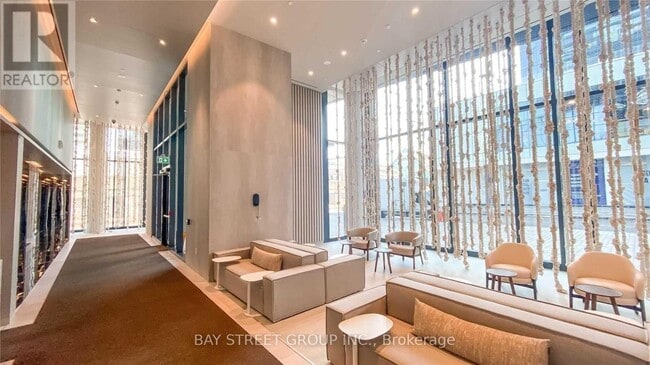 Building Photo - 138 Downes St