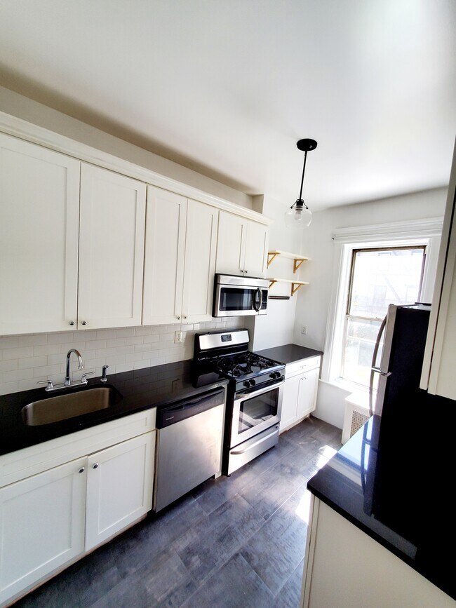 Kitchen - 1416 Sterling Pl