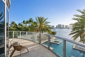 Building Photo - 17301 Biscayne Blvd