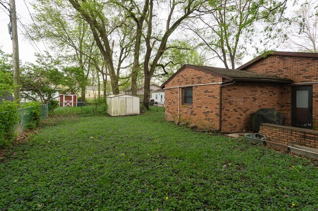 Building Photo - 1224 Joanne Ln