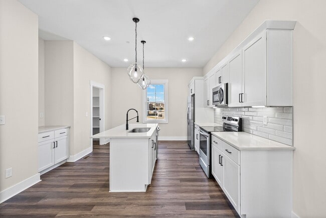 Building Photo - Pleasant View Townhomes