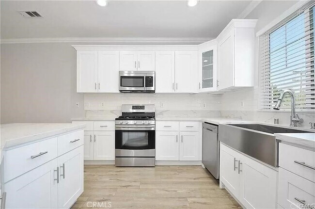 Foto del edificio - 1282 Tiger Eye Dr