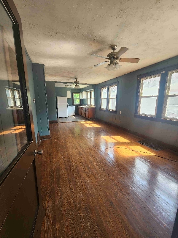 Primary Photo - 2915 W Trewyn Ave
