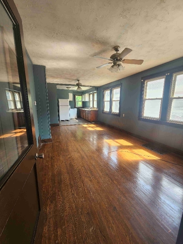 Building Photo - 2915 W Trewyn Ave