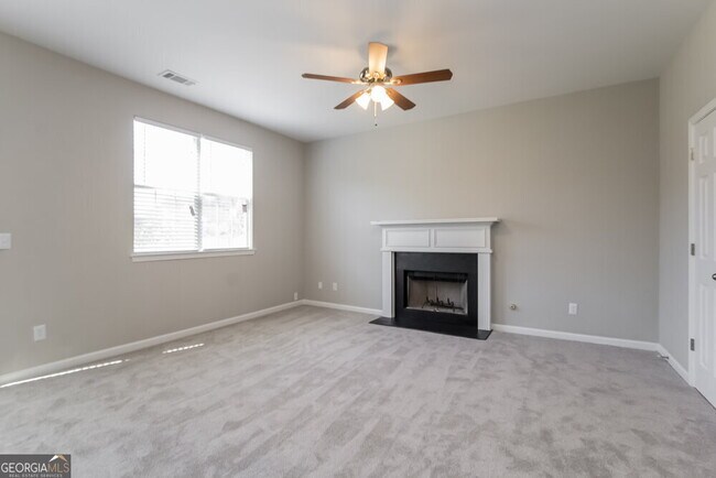 Foto del edificio - 6923 Silver Grass Ct