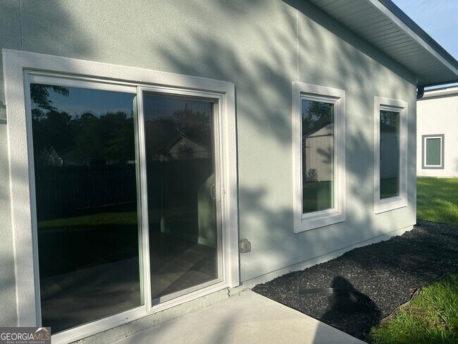 Building Photo - 18 Aidan Ct