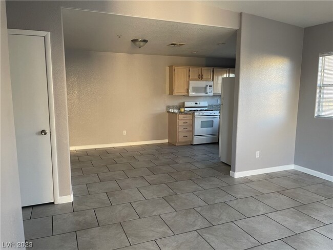 1955 Cutlass Dr Unit none, Henderson, NV 89014 - Condo for Rent in ...