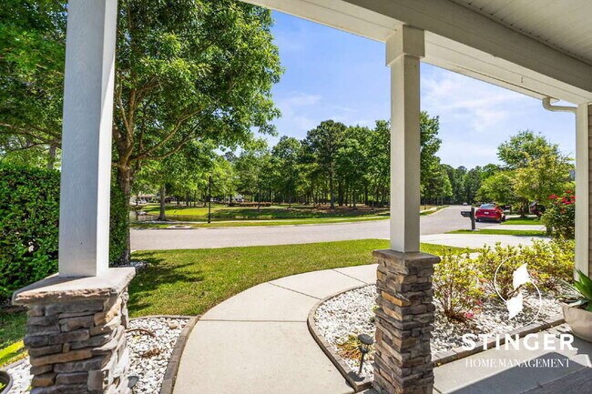 Foto del edificio - 46 Alston Park Dr