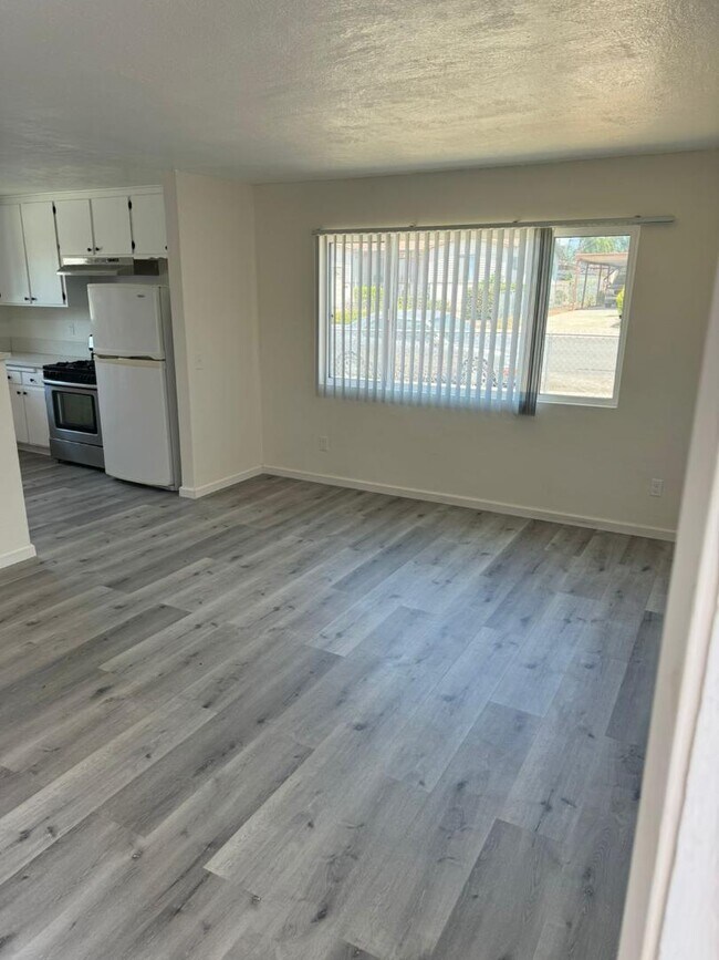 Foto del edificio - 2122 E 11th St