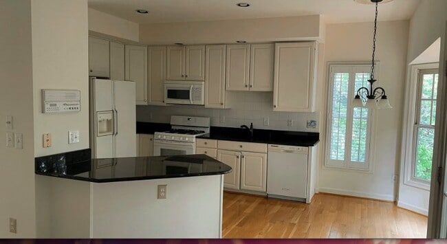 Photo - 6506 Osprey Point Ln Townhome
