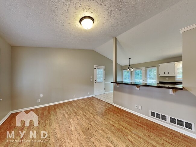 Foto del edificio - 2475 Suncrest Ct