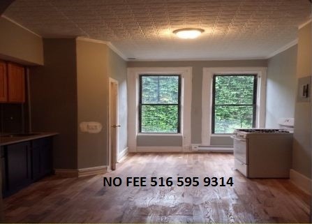 Primary Photo - 1263 Nostrand Ave